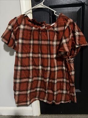 Time and Tru Rust Plaid Short Sleeve Peasant Top
